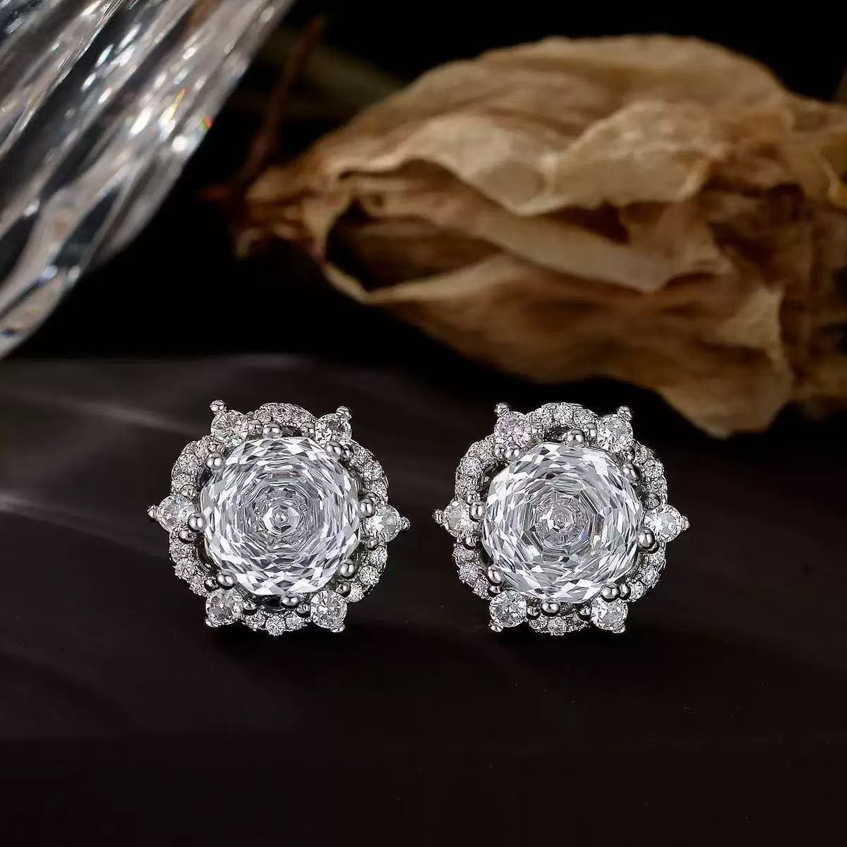 Pandora's box-colorful earrings