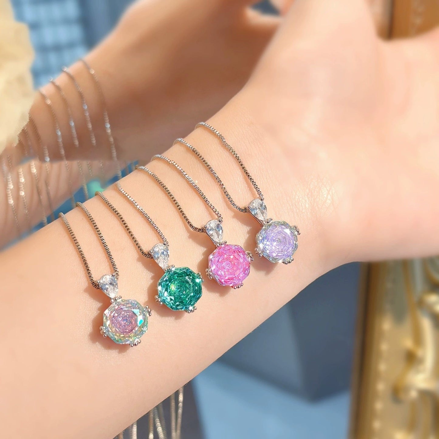 Rose garden - necklace